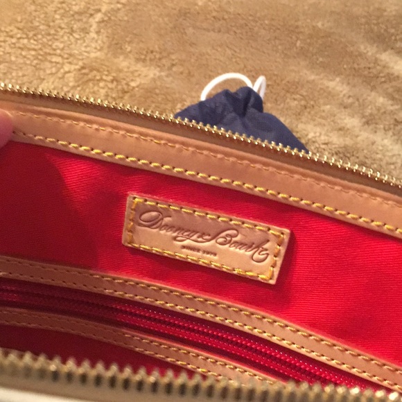 Dooney and Bourke satchel - Picture 7 of 8